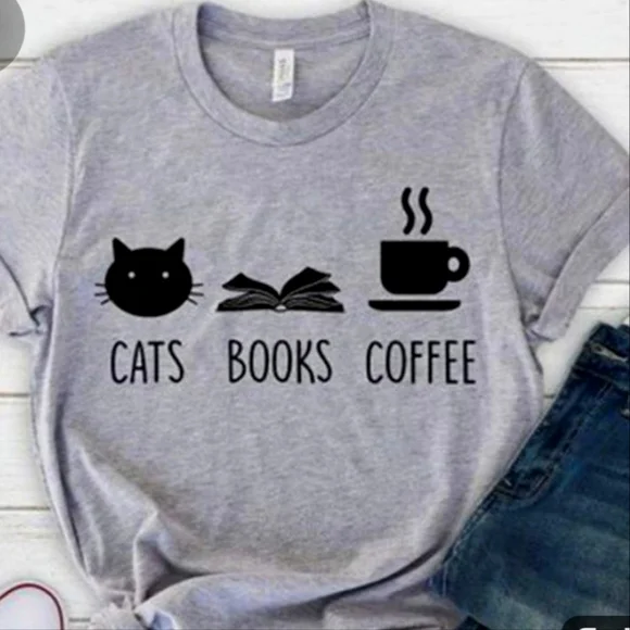 Cute 🥰 Women 👕 t-shirt - Picture 1 of 3